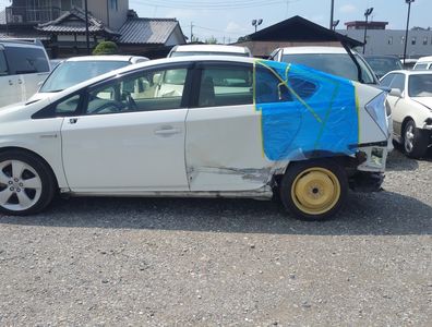 プリウス　パール